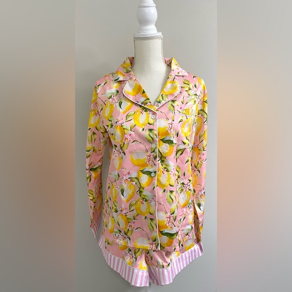 Other - Womens L Pink w/ Yellow Lemon Print Long Sleeve Pajama Shorts Set Preppy Classic